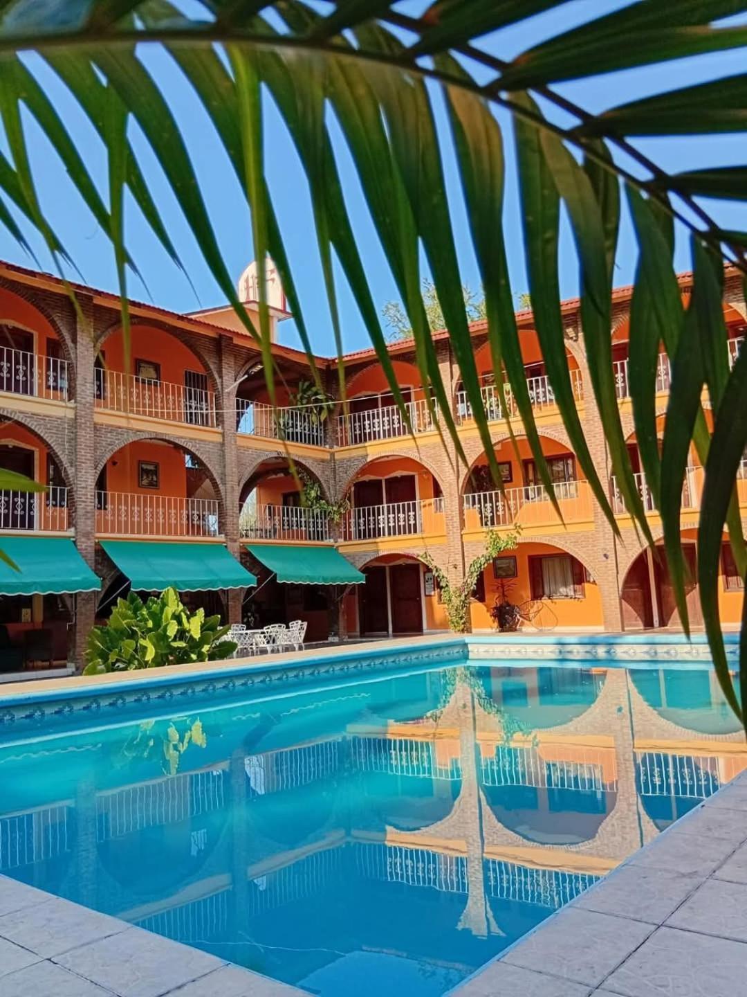 Hotel Hf Hacienda San Francisco Puente Nacional Exterior photo
